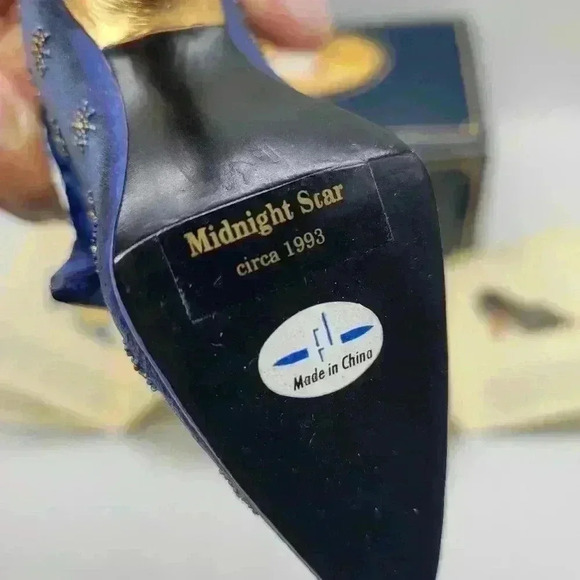 CIRCA 1993 Willow Hall Age Elegance Midnight Star Mini-Shoe High Heel Blue Boxed - Picture 4 of 10